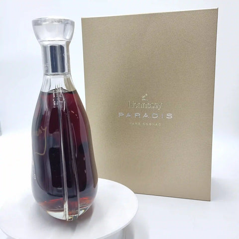 Hennessy Paradis Cognac Gift Box Bottle 700ml Signed by Maurice Hennessy Paradis Cognac Gift Box Bottle 700ml Signed by Maurice